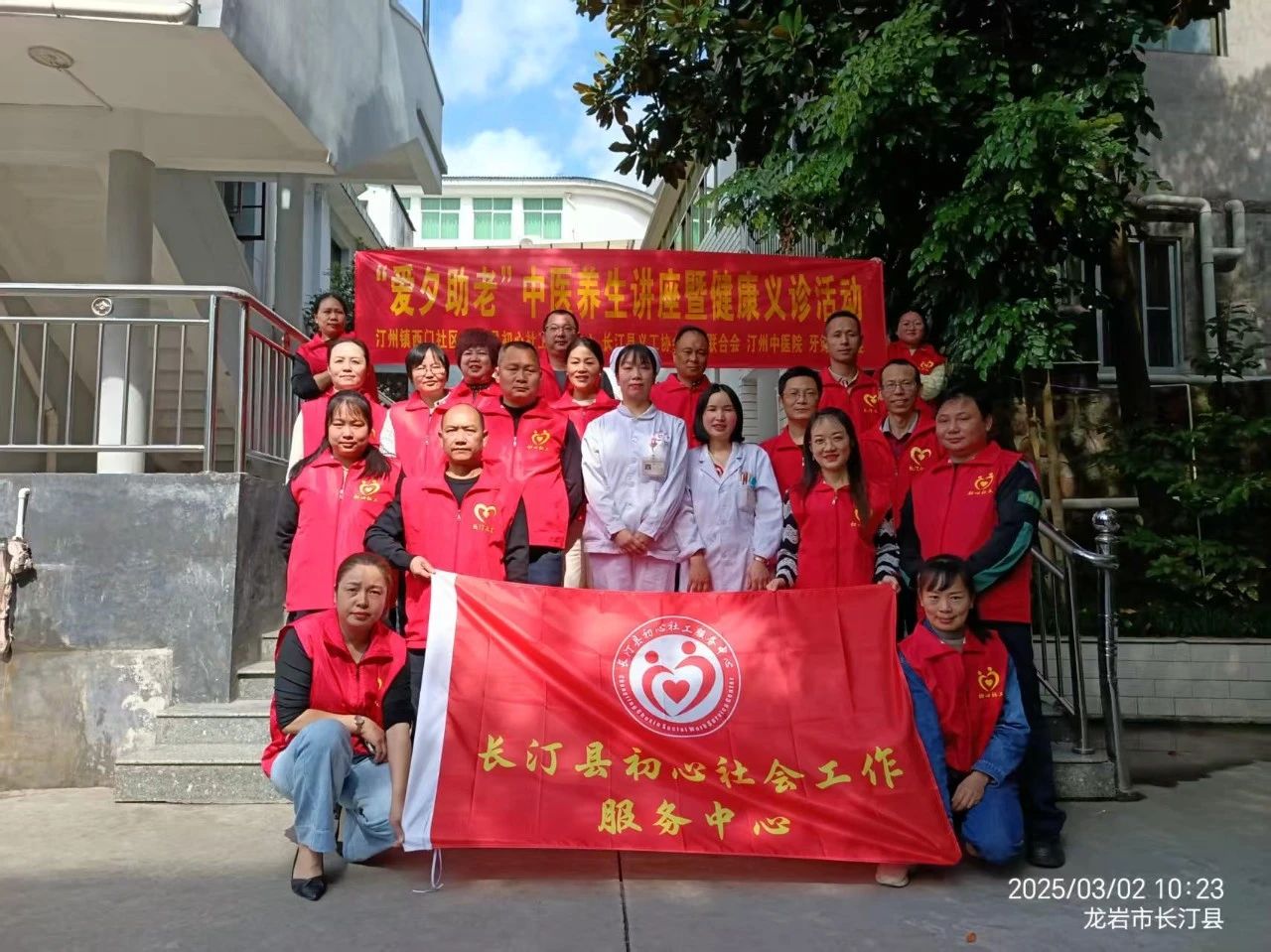 6a117a35af2ccdd8d70b97194e998fbc.jpg
